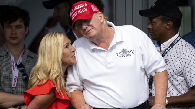 παρασκηνιακές-κινήσεις-τραμπ-κατά-μπ-562615132