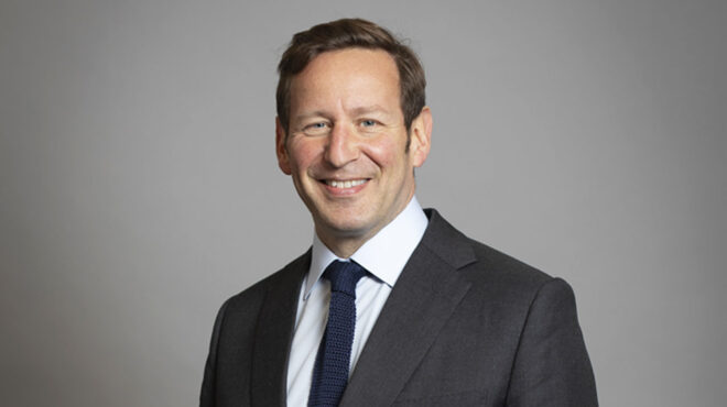 λόρδος-εντ-βέιζι-στην-κ-kαμία-επίπτωσ-562620976