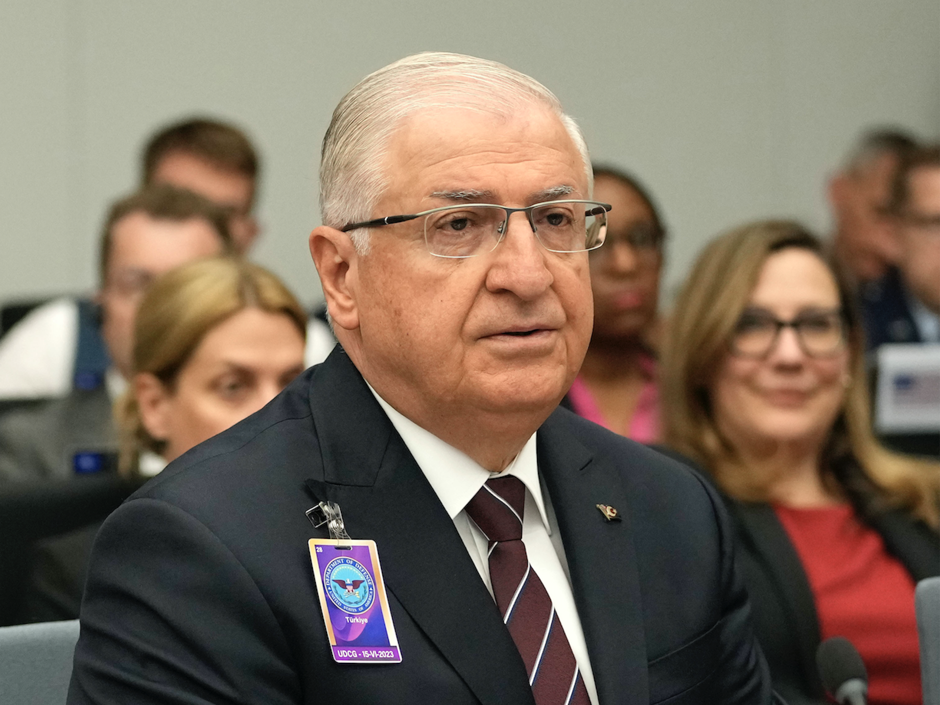 Δένδιας – Γκιουλέρ: Αντιφατικά μηνύματα με φόντο την επανεκκίνηση-1