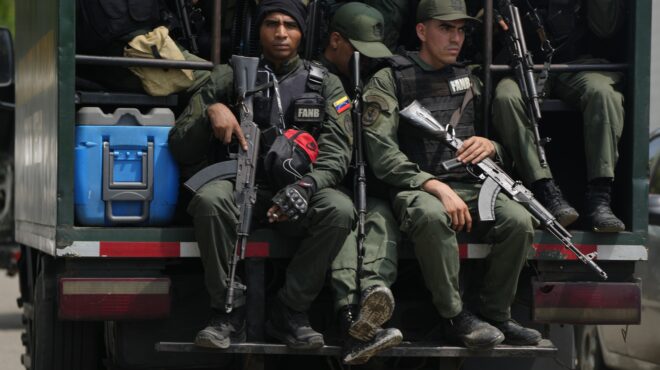 βενεζουέλα-εφοδος-11-000-στρατιωτικών-σε-φ-562628752