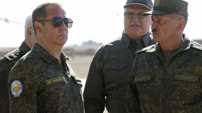 ο-μεντβέντεφ-δεσμεύεται-ότι-η-ρωσία-θα-562647355