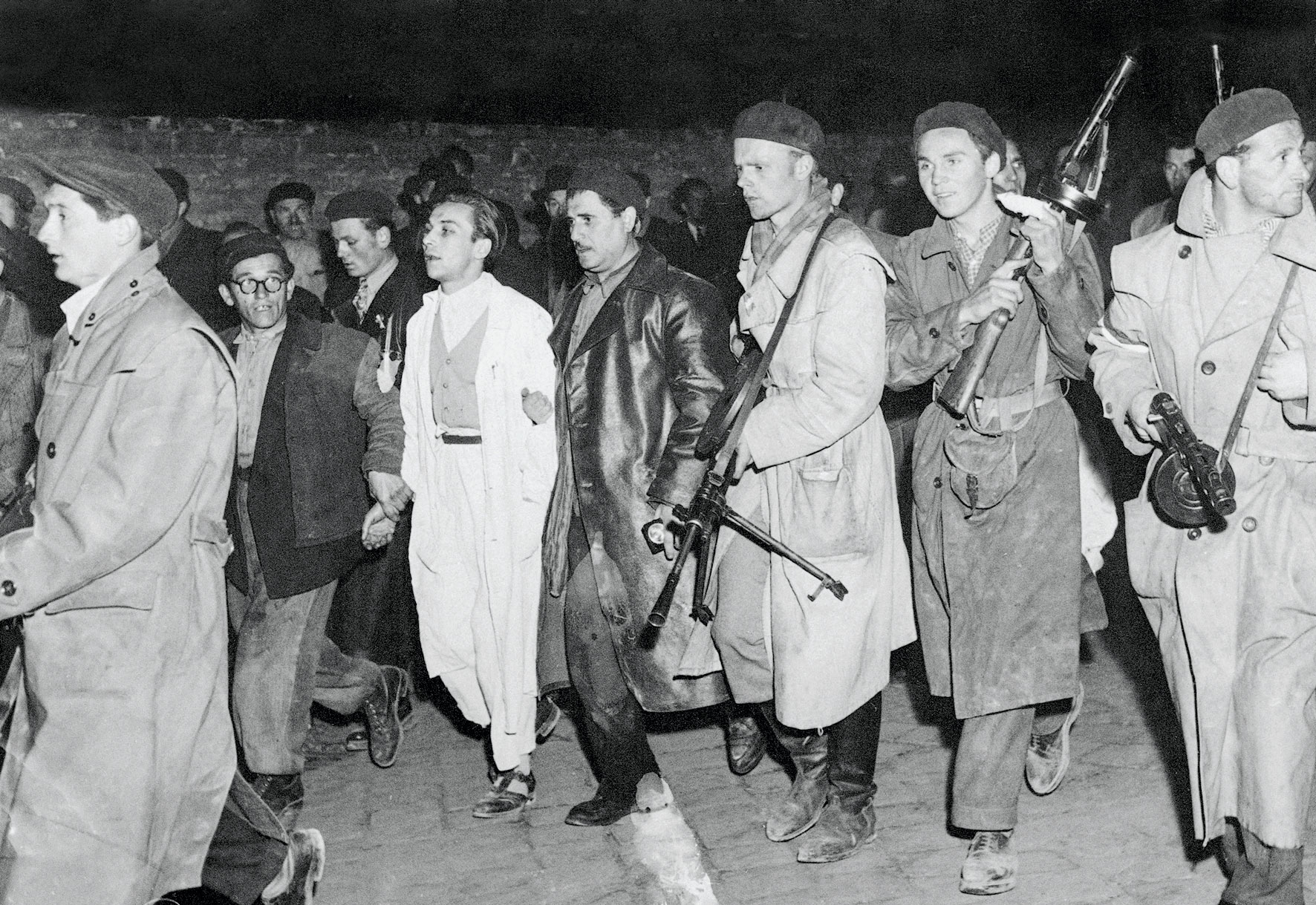 Επανάστασις των Ούγγρων – Μπάρετ Μακ Γκαρν-2