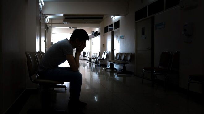 περισσότεροι-από-500-άνθρωποι-αυτοκτον-562605331