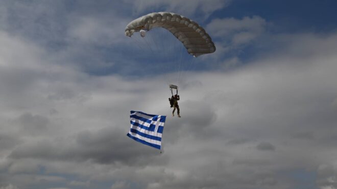 παρμενιων-23-στη-σκιά-των-φυσικών-κατασ-562641565