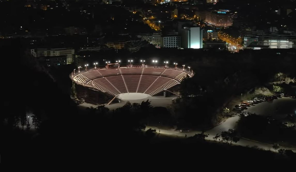Το νέο Θέατρο του Λυκαβηττού μέσα από ένα Timelapse 80 δευτερολέπτων-1