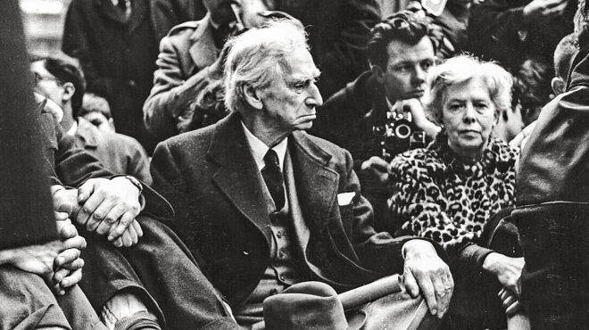 μπέρτραντ-ράσελ-η-απειλή-του-πολέμου-κ-562626865