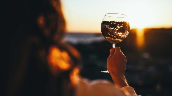 τρία-κρασιά-και-μία-τεκίλα-για-τον-οκτώ-562644049