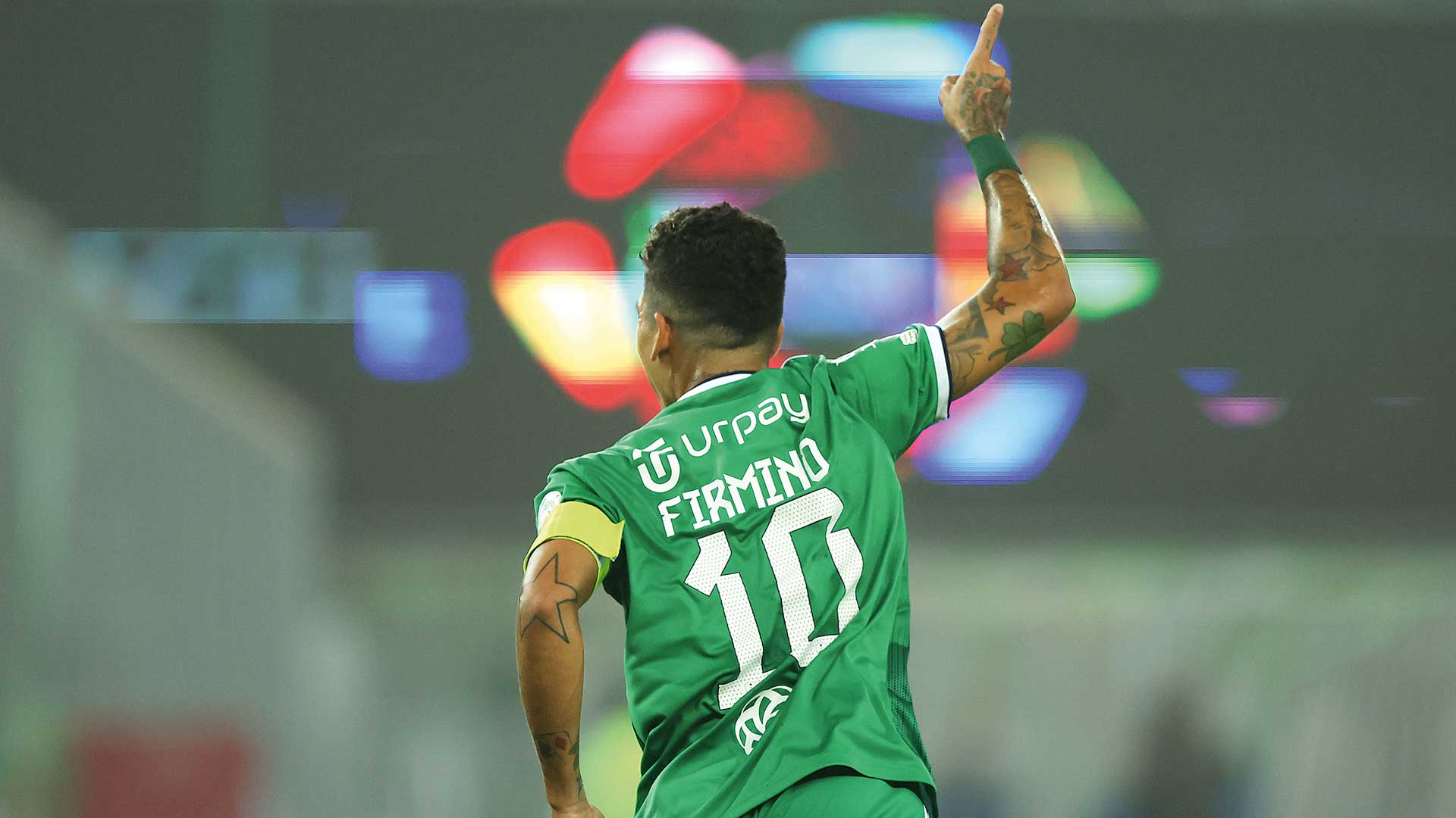 Ποδόσφαιρο: Η ζωή των σταρ στη Σαουδική Αραβία-7