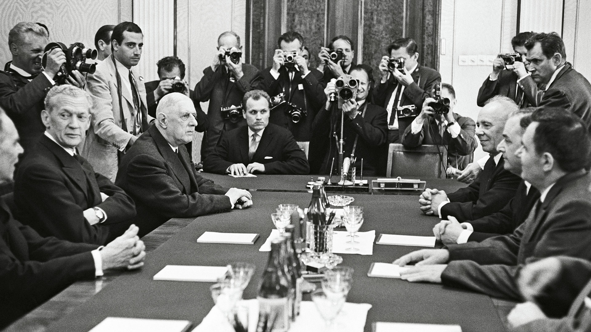 Σαρλ Ντε Γκωλ: Η Γαλλία στον κόσμο-5