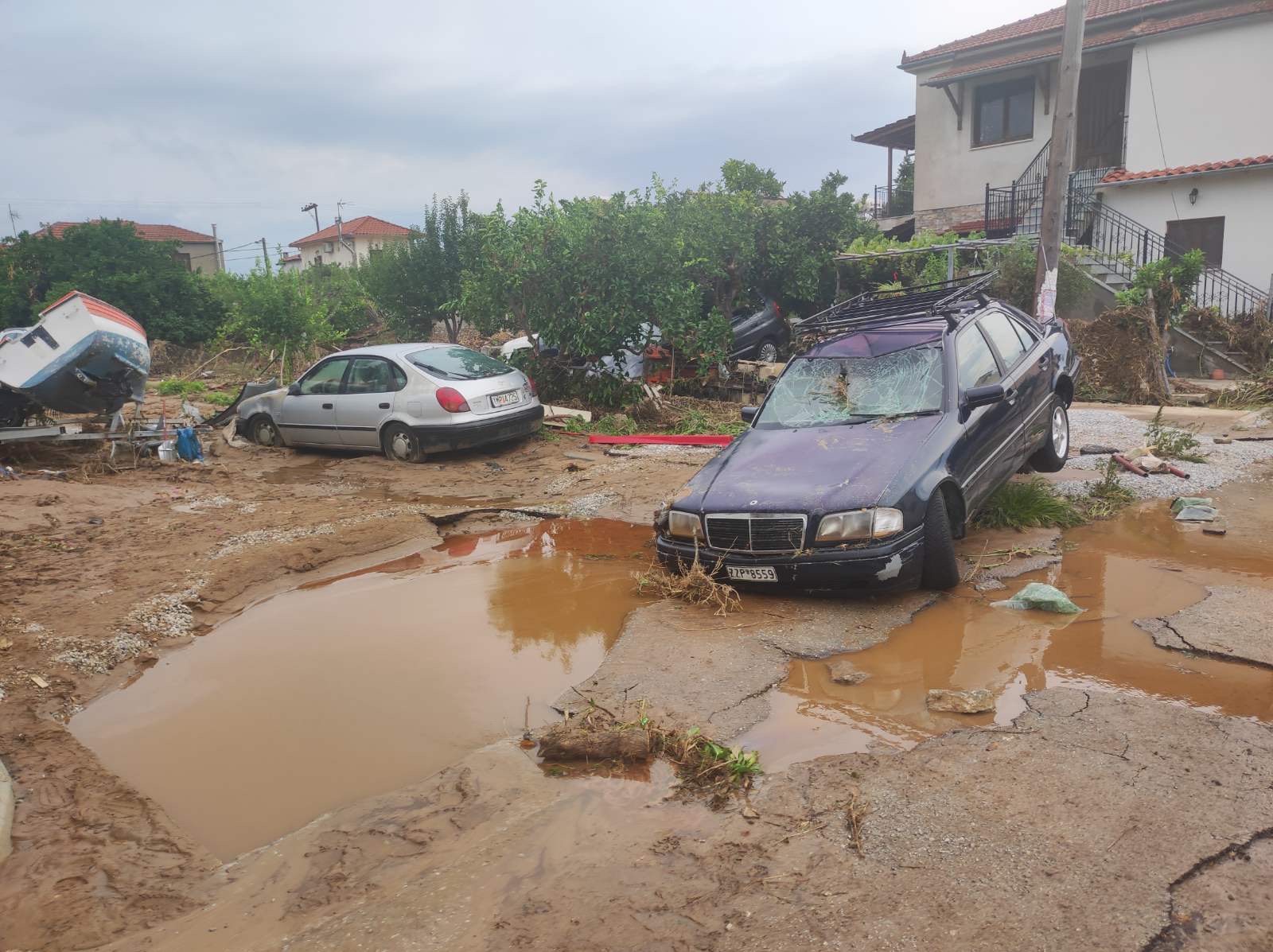 Πήλιο: «Δεν υπάρχουν δρόμοι πια»-5
