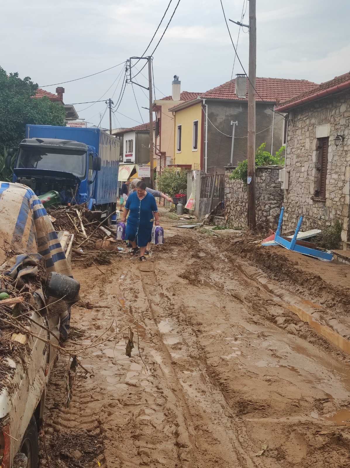 Πήλιο: «Δεν υπάρχουν δρόμοι πια»-4