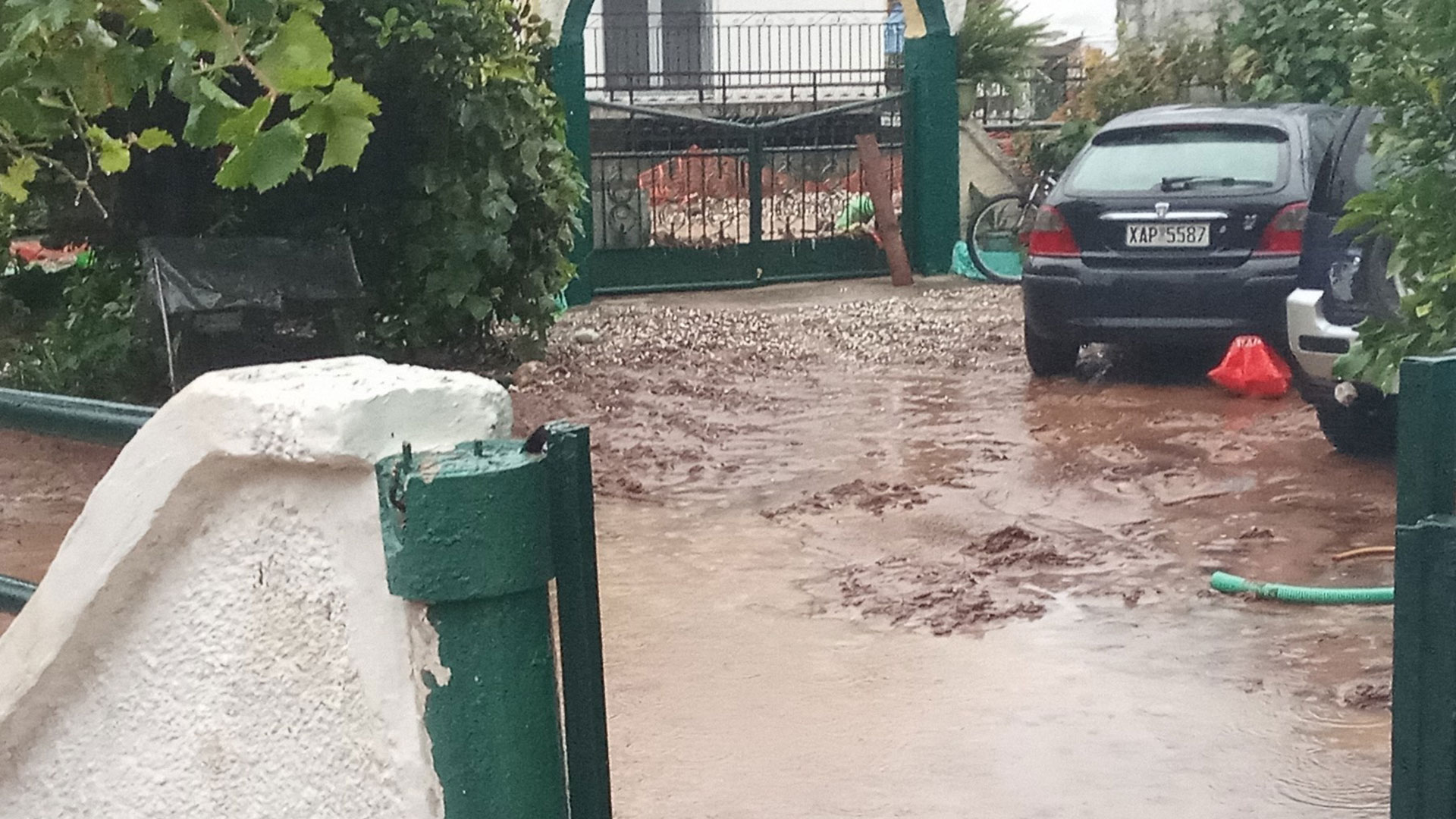 Κακοκαιρία Elias: Δεύτερη νύχτα αγωνίας για τους κατοίκους της Εύβοιας-4