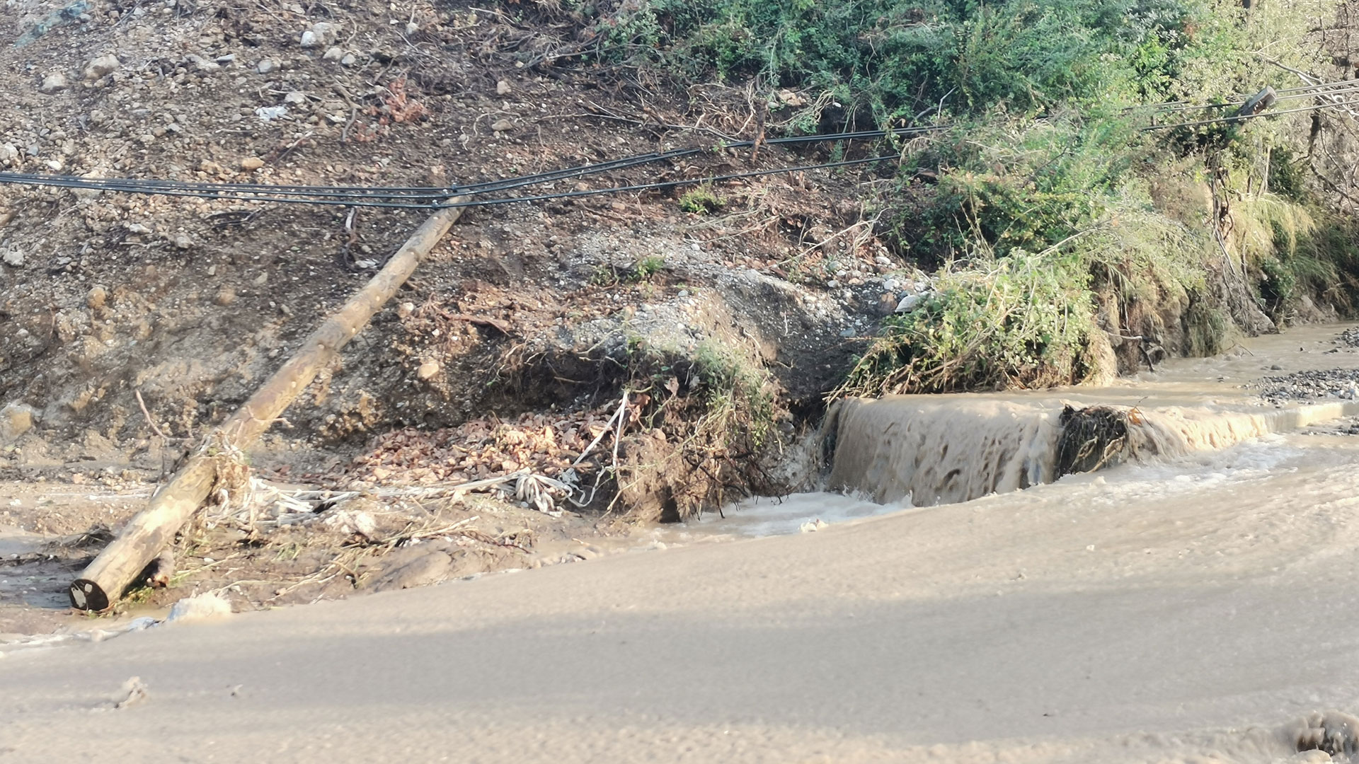Κακοκαιρία Elias: Θεσσαλία, Εύβοια και Φθιώτιδα μετρούν τις πληγές τους-8