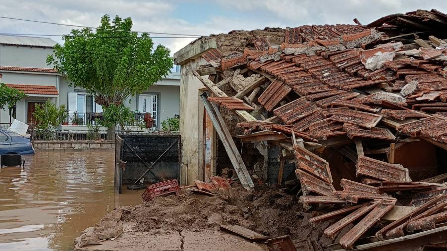 23 μέρες στην πρώτη γραμμή: Εθελοντές από τα πύρινα μέτωπα της Δαδιάς στις πλημμύρες της Θεσσαλίας-2