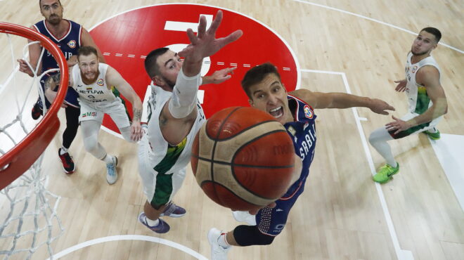 παγκόσμιο-κύπελλο-επίδειξη-δύναμης-α-562599847