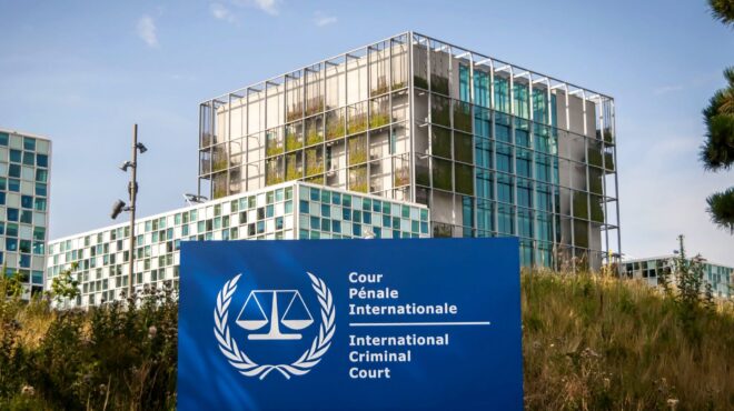 ρωσική-σημαία-η-τελευταία-λέξη-της-μόδ-562635094