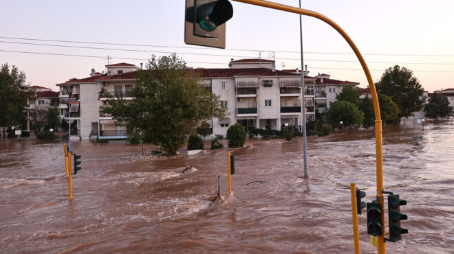 καρδίτσα-συγκέντρωση-ανθρωπιστικής-562609678