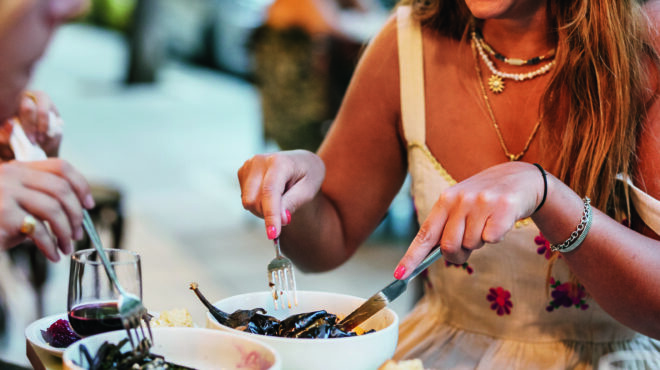 ένα-αλλιώτικο-καφενείο-στην-κυψέλη-562593658