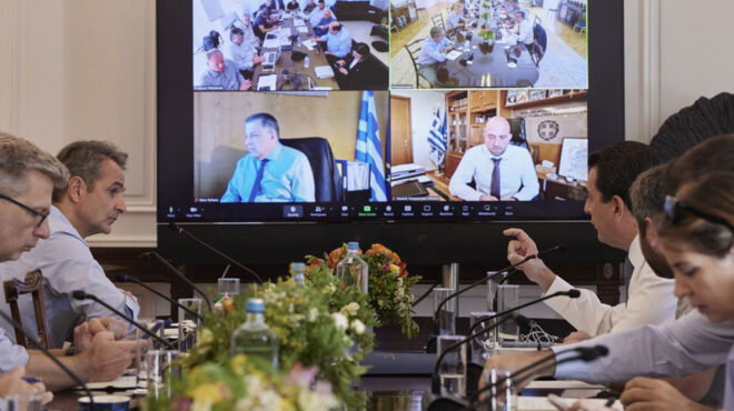 σύσκεψη-στο-συντονιστικό-λάρισας-υπό-562614115