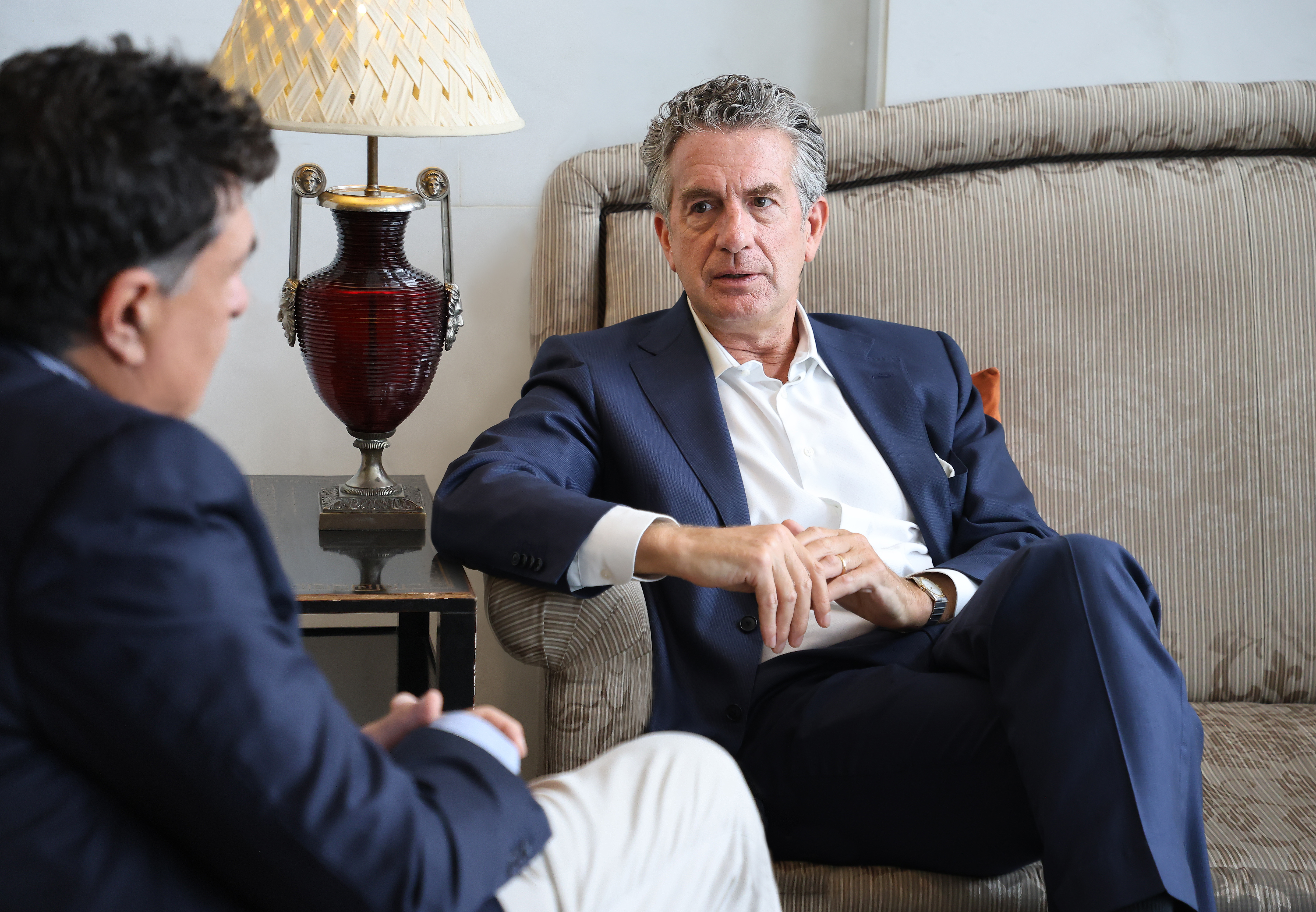 Διαβάστε στην «Καθημερινή της Κυριακής»-8