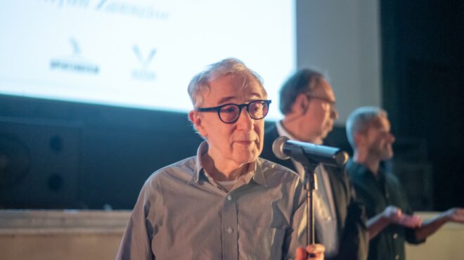 πρώτο-ραντεβού-με-τον-γούντι-αλεν-562608313