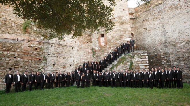 στην-αίθουσα-τελετών-του-α-π-θ-και-όχι-σ-562597234