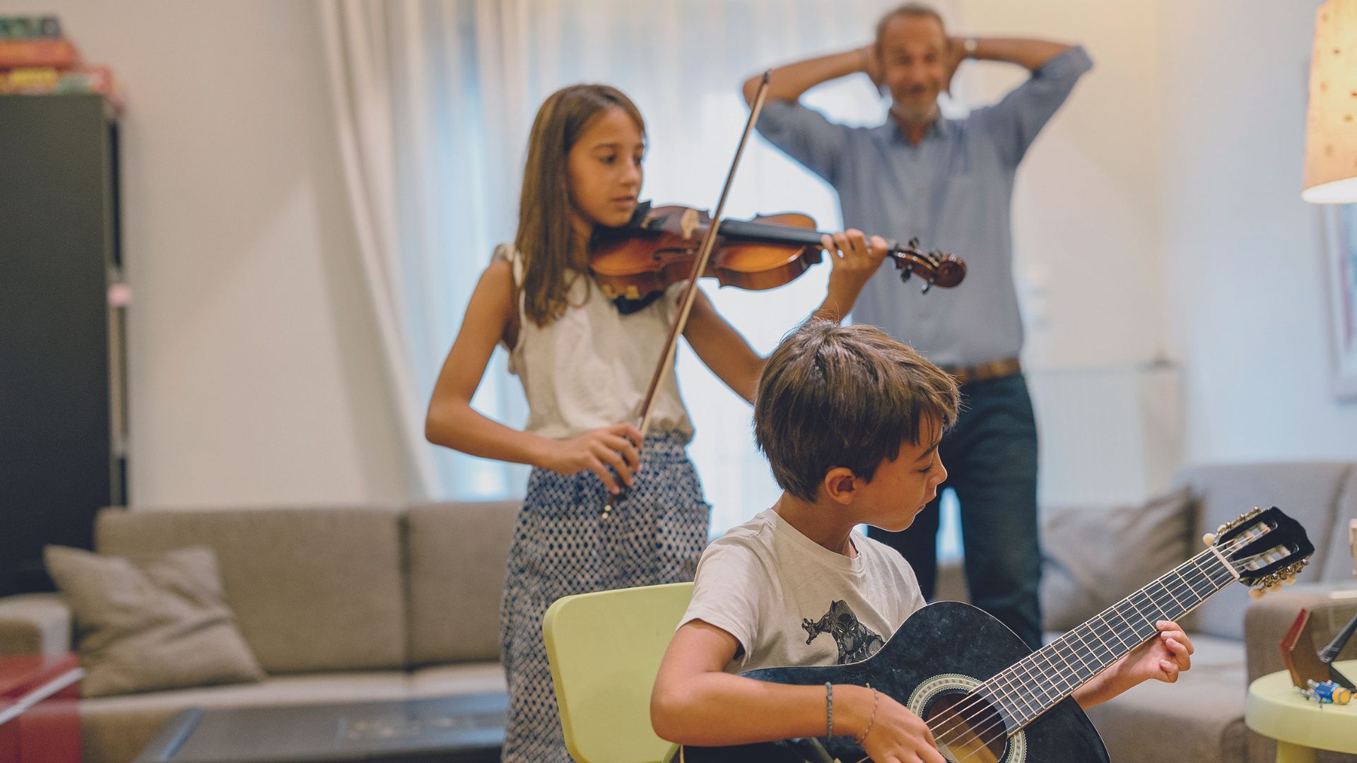 4 οικογένειες στα πρόθυρα… σχολικής χρονιάς-2