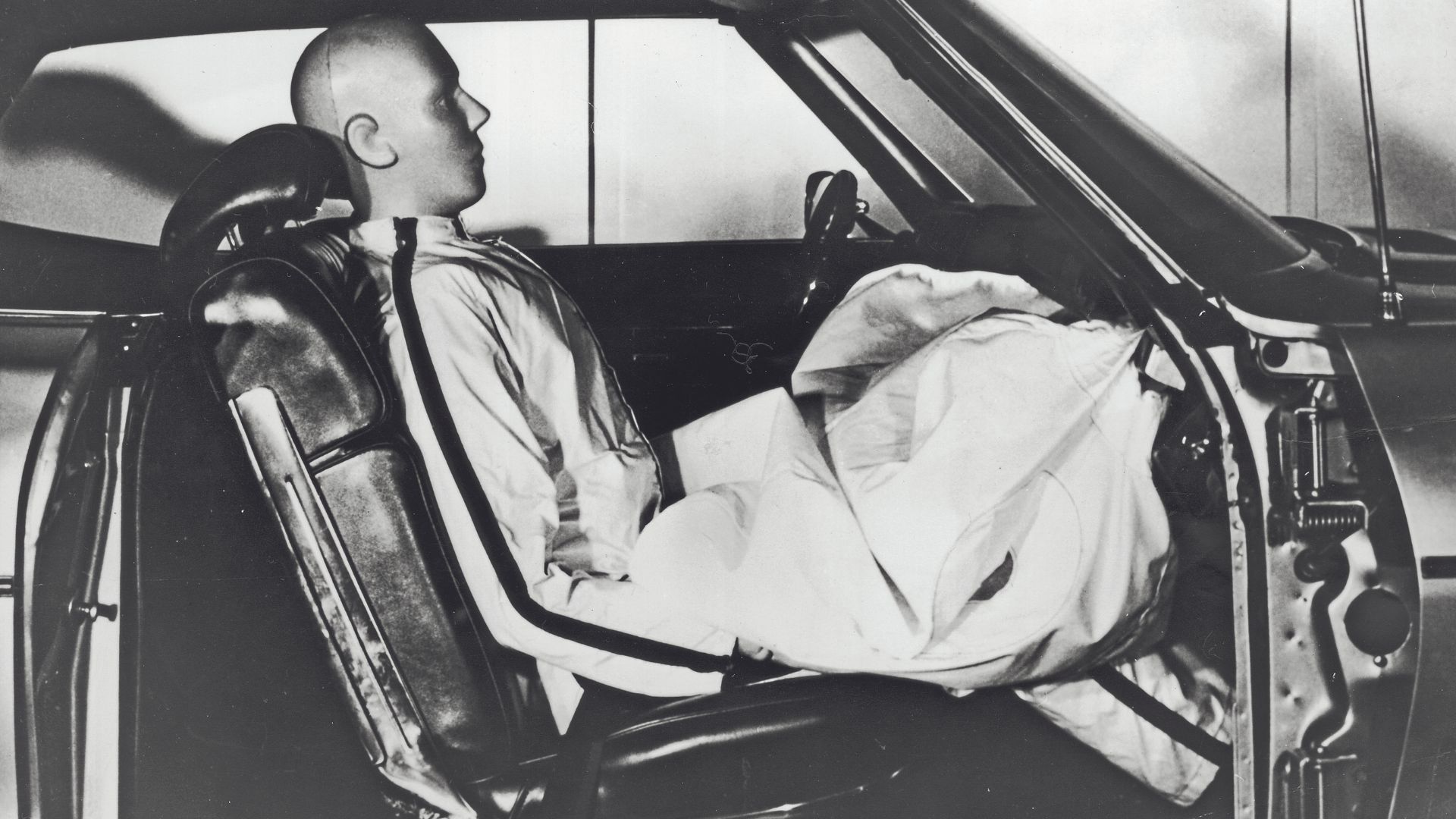 Κρας τεστ με πανάκριβες κούκλες-1