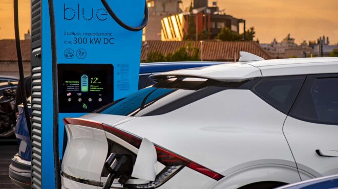 πόσοι-έχουν-ηλεκτρικό-αυτοκίνητο-στη-562637101