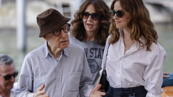 γούντι-αλεν-με-γαλλικό-άρωμα-562646410