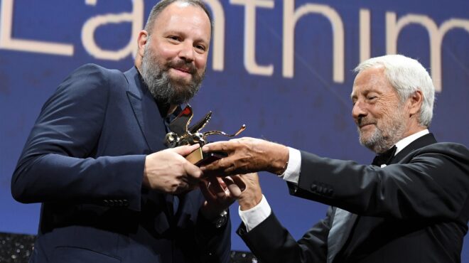 η-κ-στο-φεστιβάλ-βενετίας-ο-χρυσός-λέ-562611247