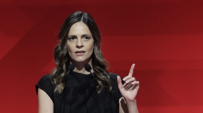 εφη-αχτσιόγλου-δισταγμοί-562626055