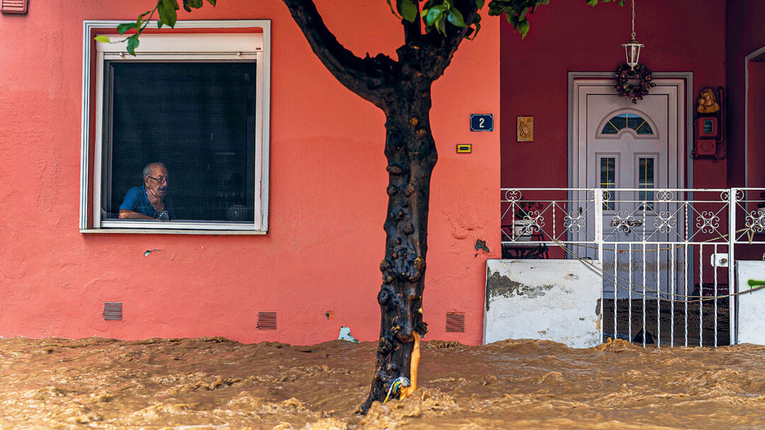 σε-απόγνωση-οι-κάτοικοι-του-βόλου-μα-562643206