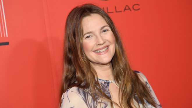 ντρου-μπάριμορ-αναστολή-στην-πρεμιέρ-562622692