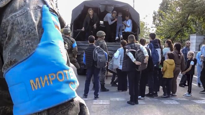 λευκή-σημαία-ύψωσε-τελικά-η-αρμενία-562627897