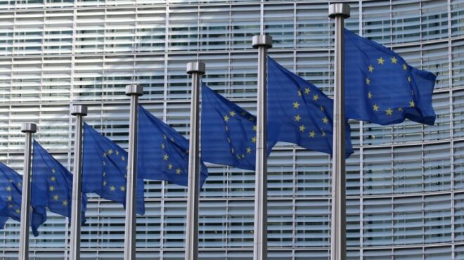 κομισιόν-προχώρα-με-σταθερούς-ρυθμού-562625578