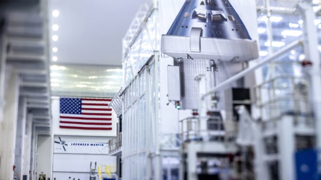 εξόρυξη-πρώτων-υλών-από-τη-σελήνη-και-α-562598659