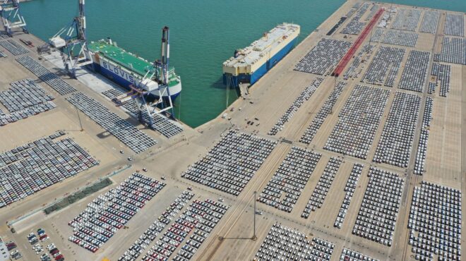 η-ε-ε-εξετάζει-την-επιβολή-δασμών-στα-η-562613437