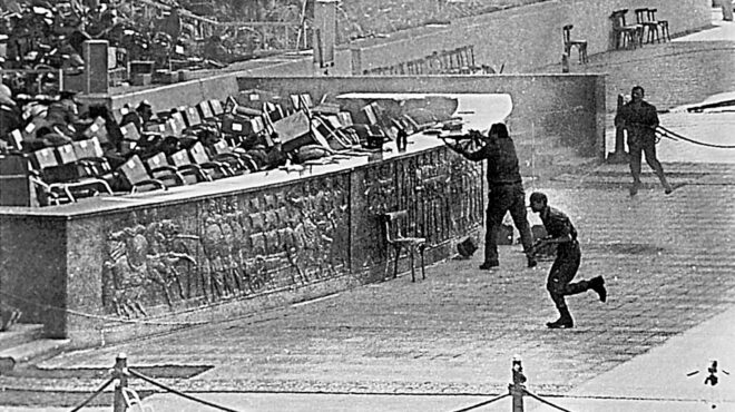 δολοφονία-σε-στρατιωτική-παρέλαση-562633126