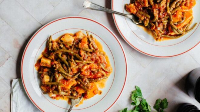 φασολάκια-με-σελινόριζα-και-γλυκοπατ-562631002