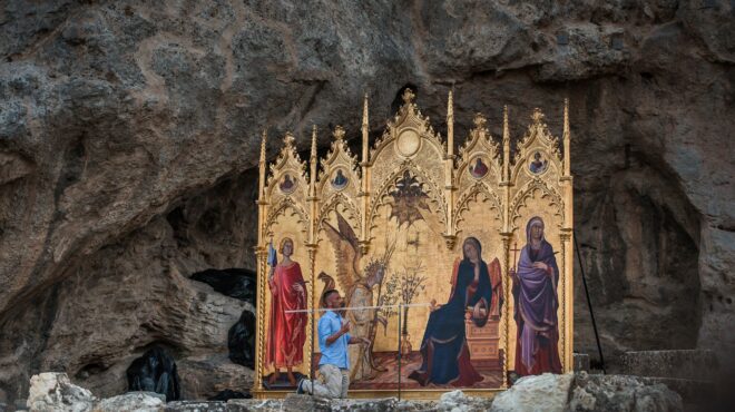 μα-ενας-μητροκτόνος-στο-πλουτώνιο-σ-562600402