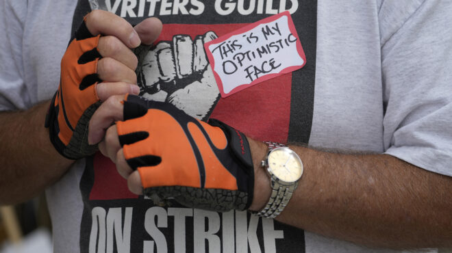 συμφωνία-των-απεργών-συγγραφέων-του-χ-562634707