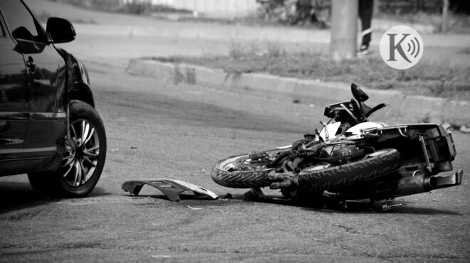 ράδιο-κ-η-μαγκιά-είναι-να-γυρίζεις-σ-562635655