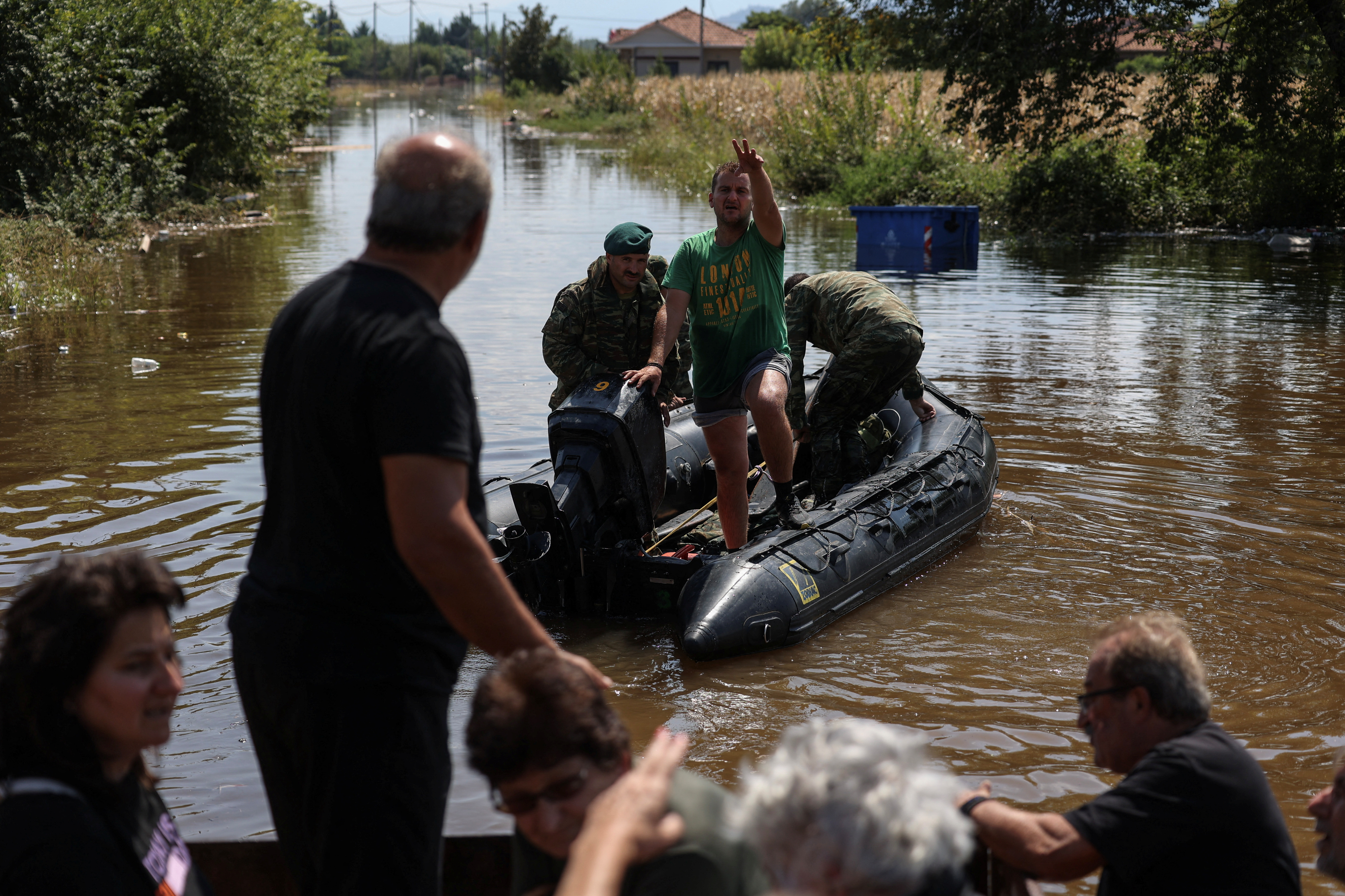 Εικόνες «Αποκάλυψης» από τη Θεσσαλία: Οι συνέπειες της κακοκαιρίας όπως τις κατέγραψε ο φωτογραφικός φακός-8