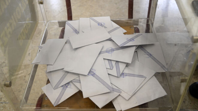 h-γκρίζα-αγορά-του-σταυρού-562646653