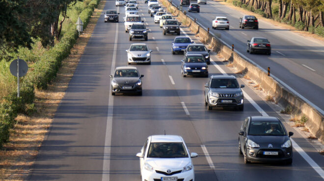 φωτιά-σε-όχημα-στην-αθηνών-λαμίας-στ-562611859