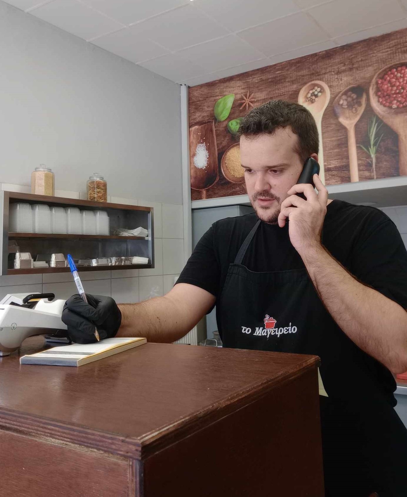 Πέντε φωτεινές ιστορίες από τα λασπόνερα της Θεσσαλίας-5