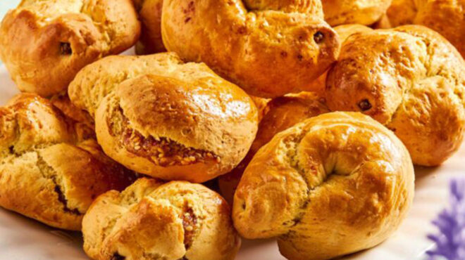 κουλουράκια-γεμιστά-με-μέλι-και-σουσά-562638736