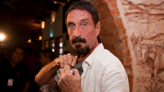 o-τζον-μακάφι-είχε-αυτοκτονήσει-η-από-562644457