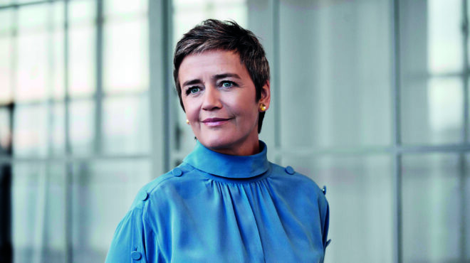 η-ευρωπαία-επίτροπος-margrethe-vestager-στη-vogue-greece-σεπτεμ-562593451